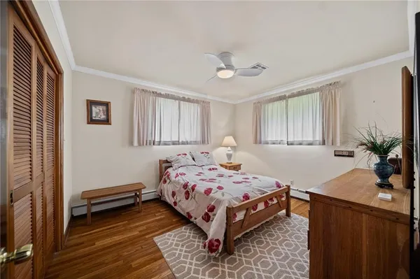 $989,900 | 10756 Aldina Drive, Conneaut Lake, PA 16316