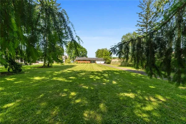 $989,900 | 10756 Aldina Drive, Conneaut Lake, PA 16316