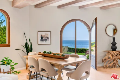 $11,499,000 | 32804 Pacific Coast Highway, Malibu, CA 90265