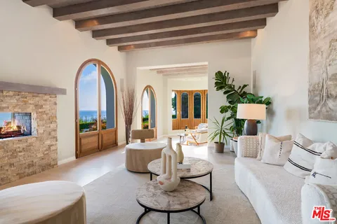 $11,499,000 | 32804 Pacific Coast Highway, Malibu, CA 90265