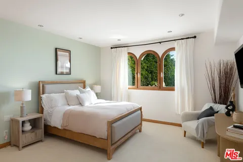 $11,499,000 | 32804 Pacific Coast Highway, Malibu, CA 90265