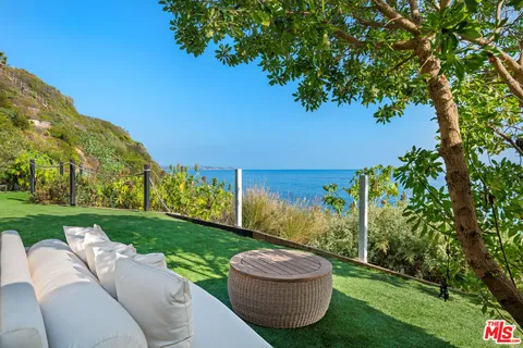 $11,499,000 | 32804 Pacific Coast Highway, Malibu, CA 90265
