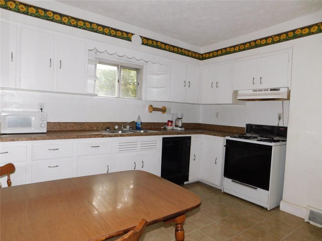 205 Weavertown Road Canonsburg, PA 15317 - Photo 2 of 13 Bright white kitchen