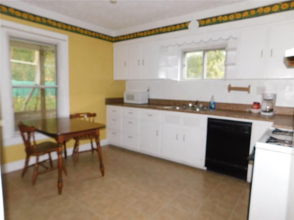 205 Weavertown Road Canonsburg, PA 15317 - Photo 3 of 13 Eat in kitchen area