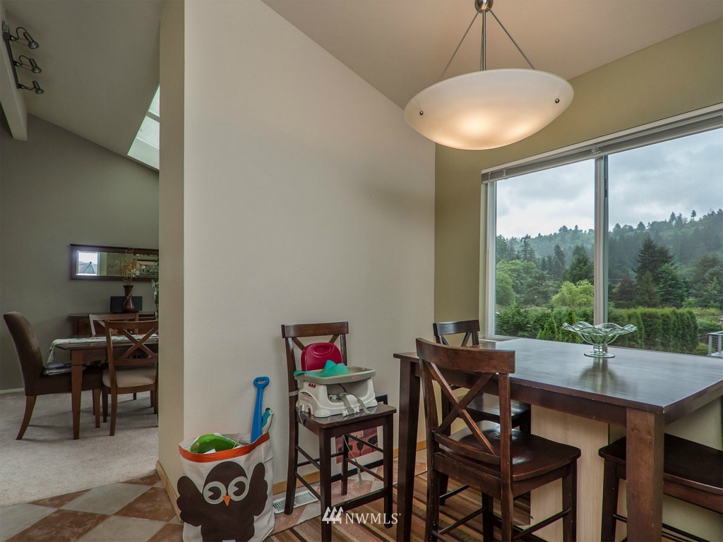 9310 Valhalla Way Bothell, WA 98011 - Photo 8 of 25 Gallery Image 8