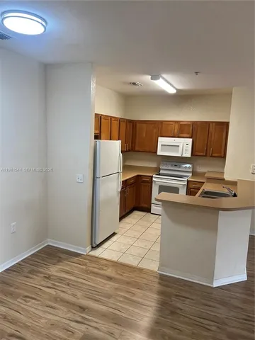 $1,500 | 8201 Claire Ann Drive, Unit 102, Orlando, FL 32825