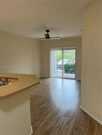 $1,350 | 8201 Claire Ann Drive, Unit 102, Orlando, FL 32825