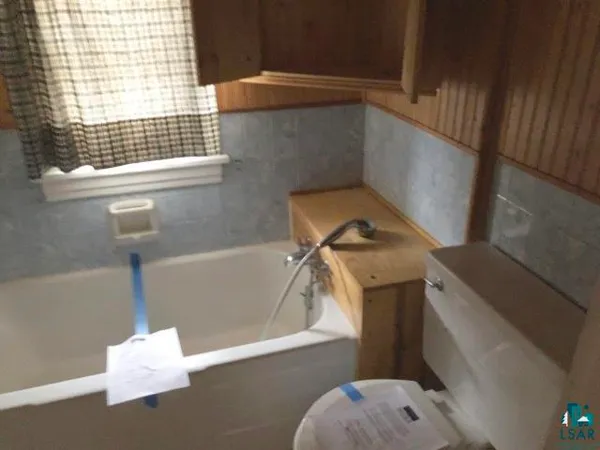 $134,900 | 517 North 22nd Avenue West, Duluth, MN 55806