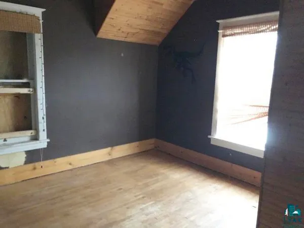 $134,900 | 517 North 22nd Avenue West, Duluth, MN 55806