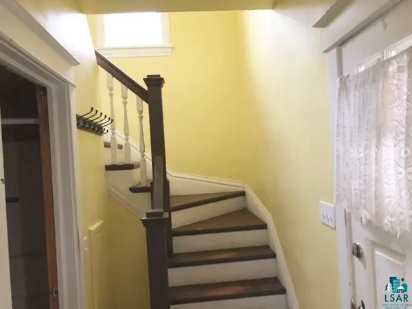 $134,900 | 517 North 22nd Avenue West, Duluth, MN 55806