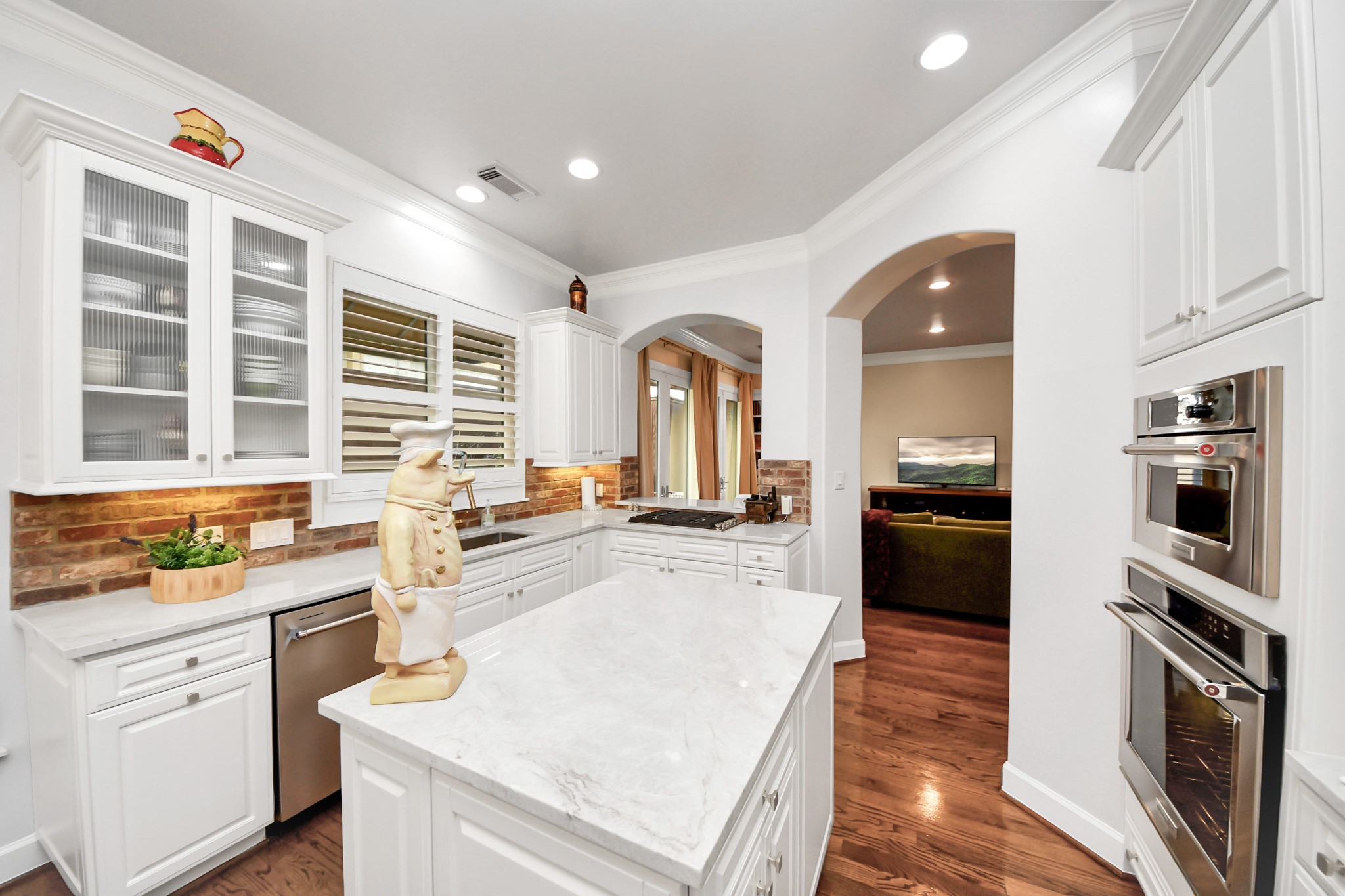 6302 Hermann Lake Drive Houston, TX 77021 - Photo 21 of 50 The kitchen is also equipped with premium stainless steel appliances—including a wall oven, cooktop, microwave, and refrigerator—carefully selected as part of the remodel with nearly $10,000 invested.