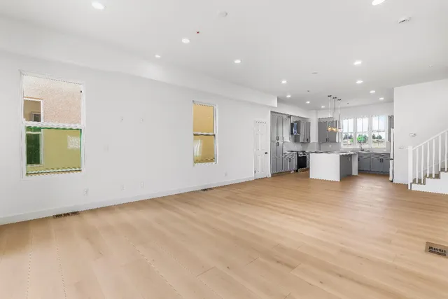 $939,000 | 409 San Luis Avenue, Watsonville, CA 95076