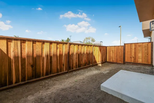 $939,000 | 409 San Luis Avenue, Watsonville, CA 95076