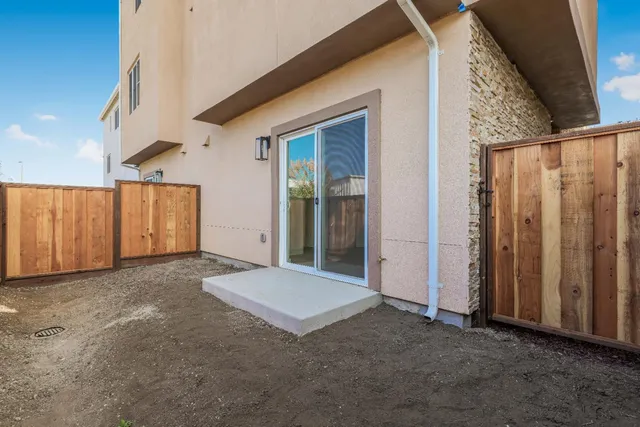 $939,000 | 409 San Luis Avenue, Watsonville, CA 95076