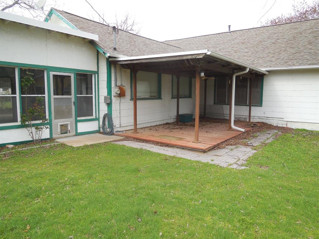 609 West Main Street Ranger, TX 76470 - Photo 21 of 29 a house with in front of it