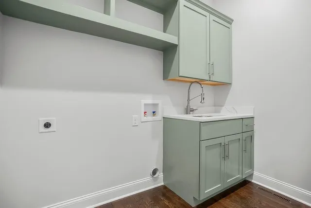 $1,224,900 | 2803 West 73rd Terrace, Prairie Village, KS 66208