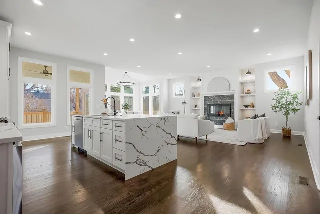 $1,224,900 | 2803 West 73rd Terrace, Prairie Village, KS 66208