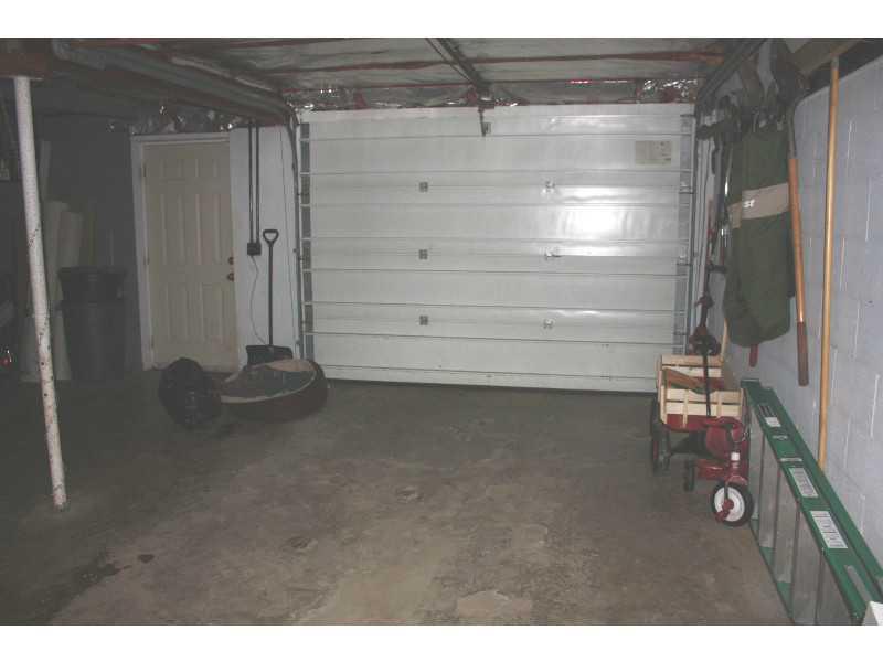 2002 Rutledge Road Transfer, PA 16154 - Photo 11 of 25 Parking Lot/Garage.