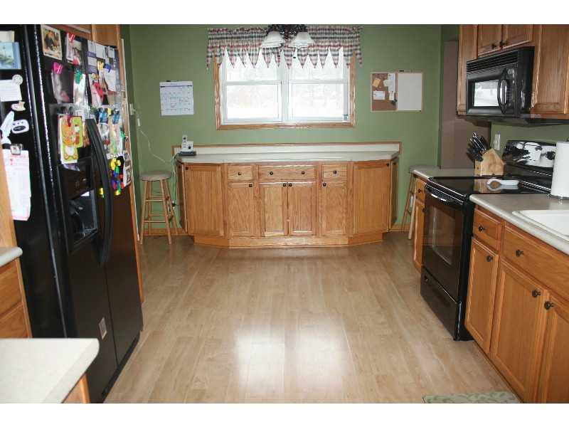 2002 Rutledge Road Transfer, PA 16154 - Photo 3 of 25 Kitchen.
