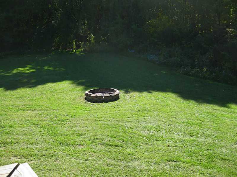 2002 Rutledge Road Transfer, PA 16154 - Photo 23 of 25 Yard/Garden.