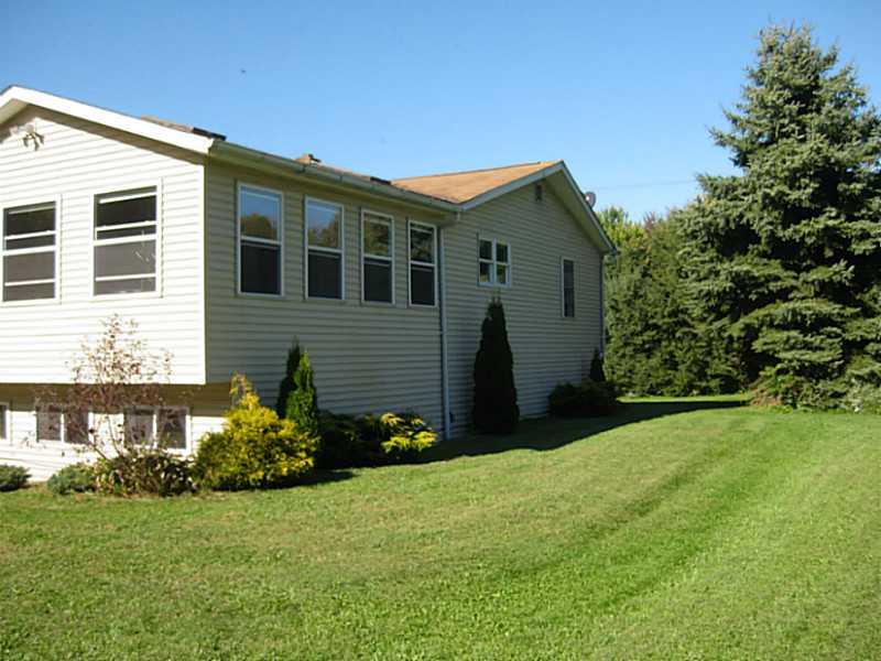 2002 Rutledge Road Transfer, PA 16154 - Photo 24 of 25 Yard/Garden.