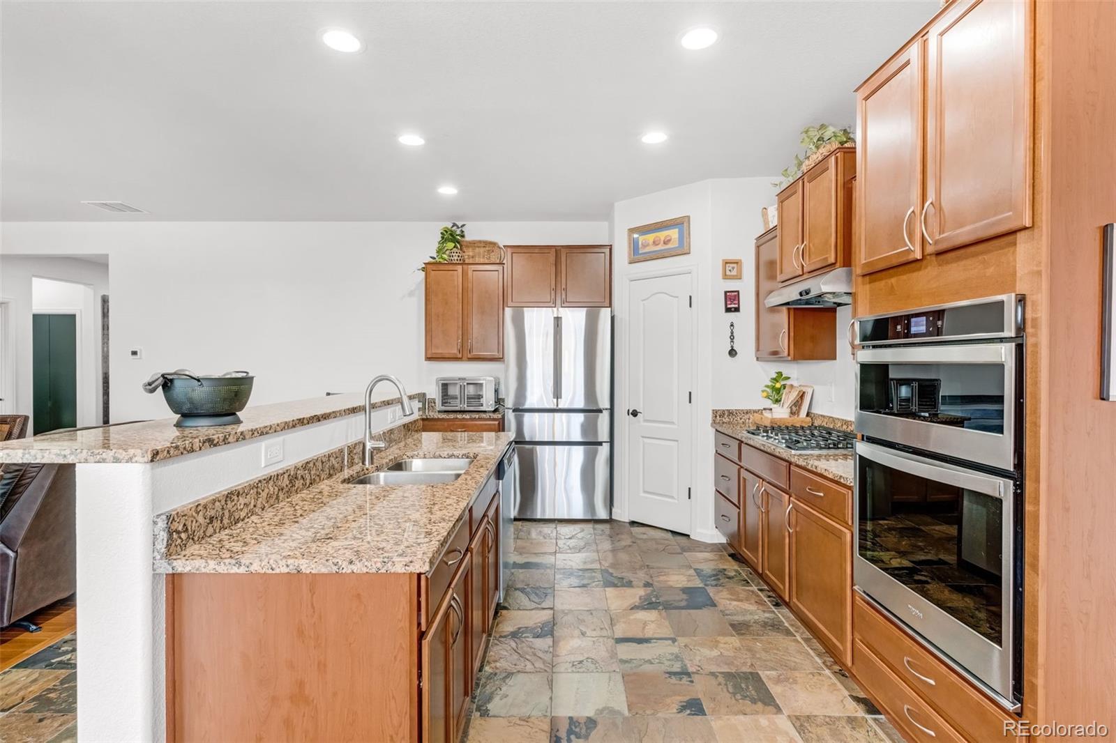 42073 Colonial Trail Elizabeth, CO 80107 - Photo 10 of 29