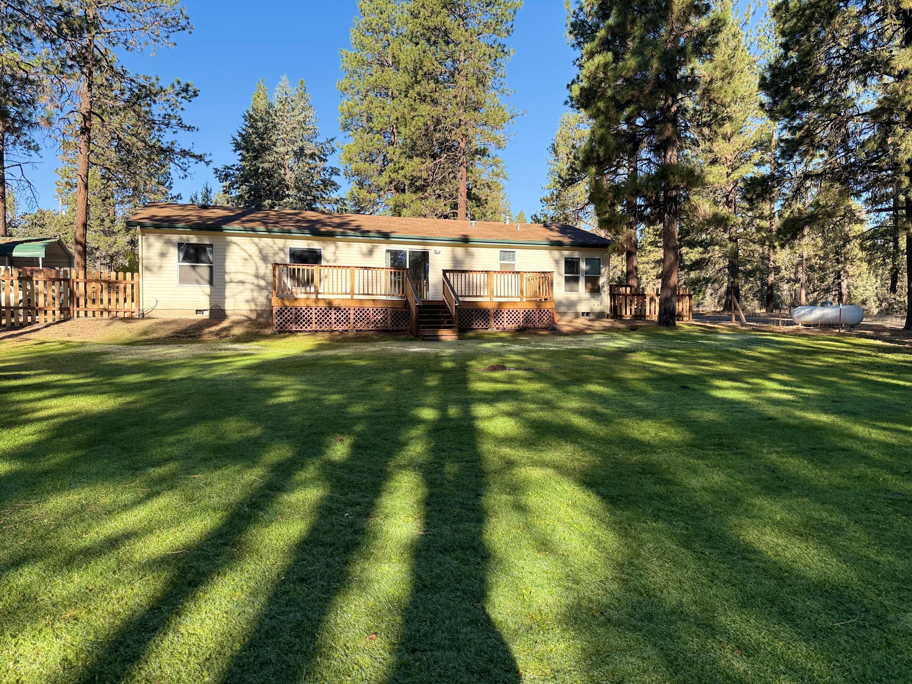 7623 Prairie Dog Drive Bonanza, OR 97623 - Photo 28 of 51 Back of Home and Deck