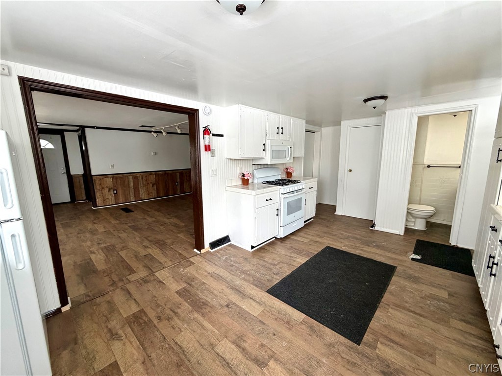 116 Phelps Street Watertown, NY 13601 - Photo 14 of 41