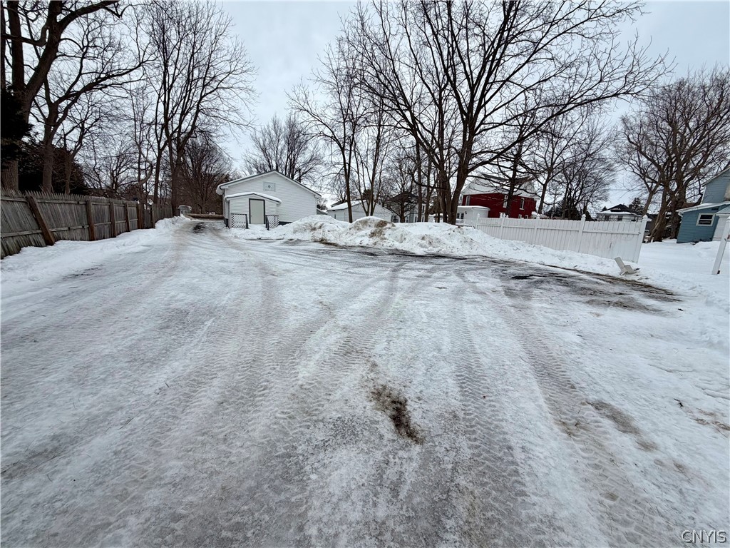 116 Phelps Street Watertown, NY 13601 - Photo 5 of 41