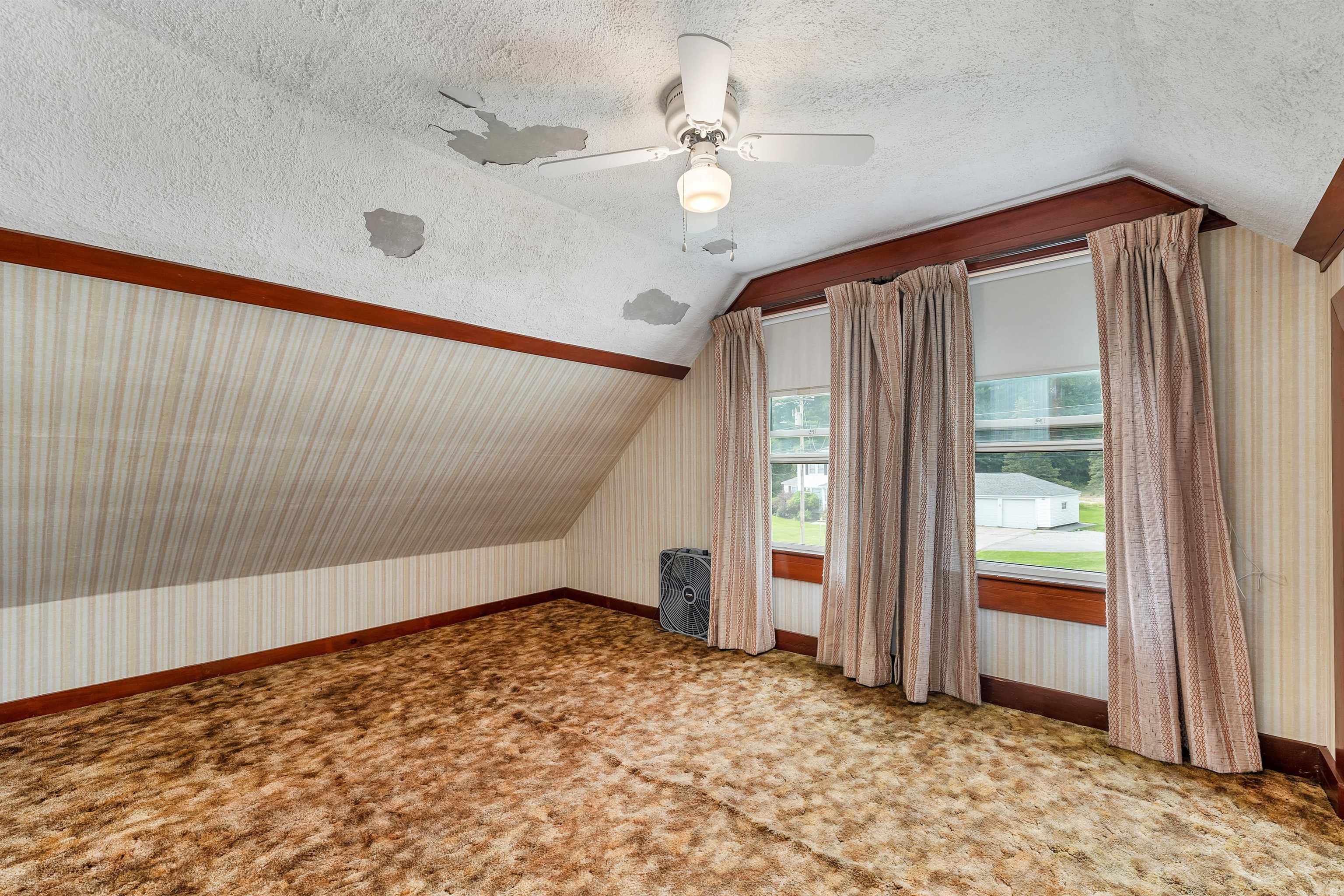 947 Wellington Road Manchester, NH 03104 - Photo 27 of 39 Gallery Image 27