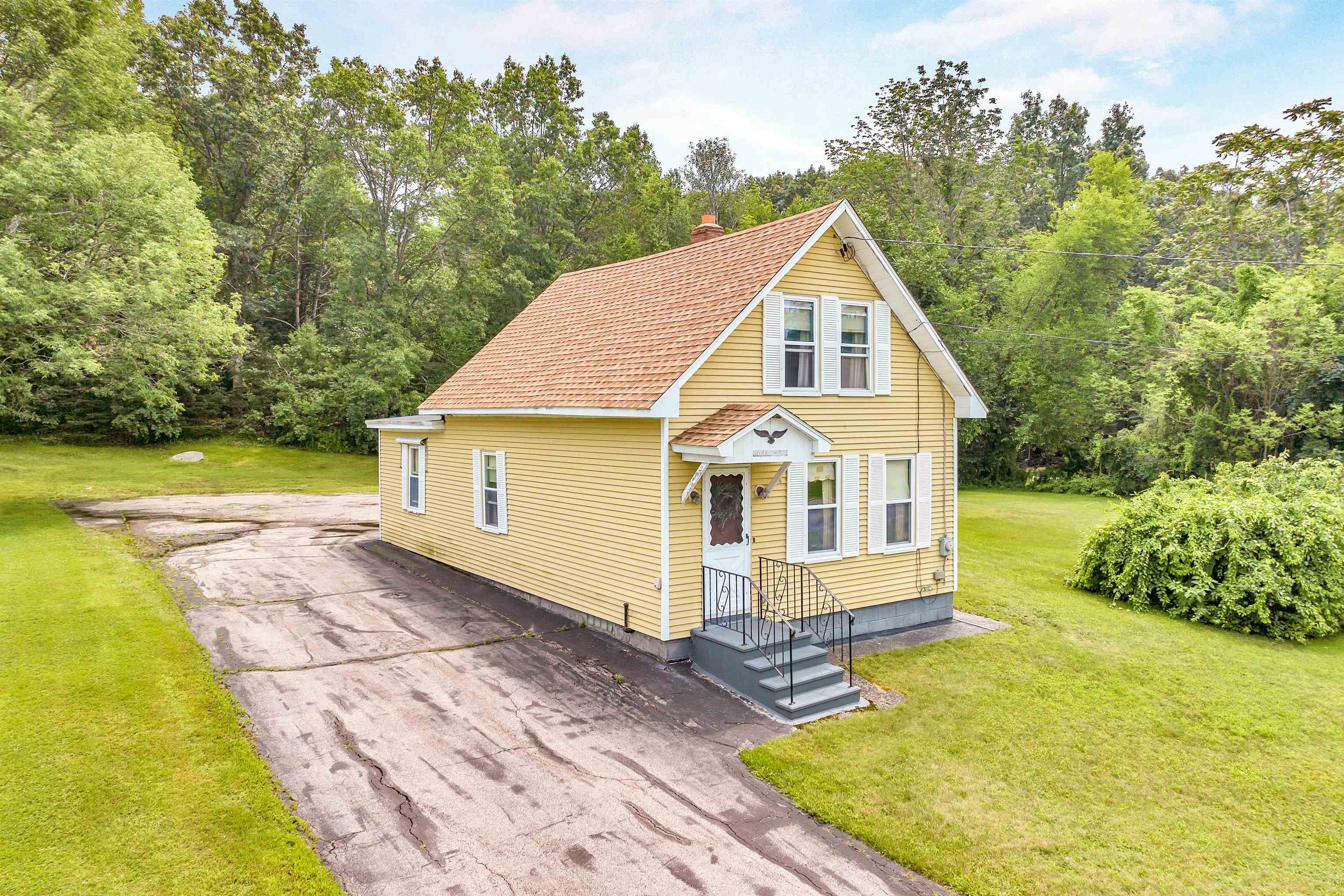 947 Wellington Road Manchester, NH 03104 - Photo 33 of 39 Gallery Image 33
