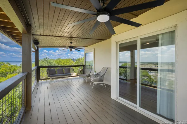 $1,299,999 | 361 Riviera Drive, Canyon Lake, TX 78133