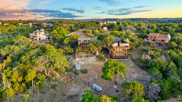 $1,299,999 | 361 Riviera Drive, Canyon Lake, TX 78133