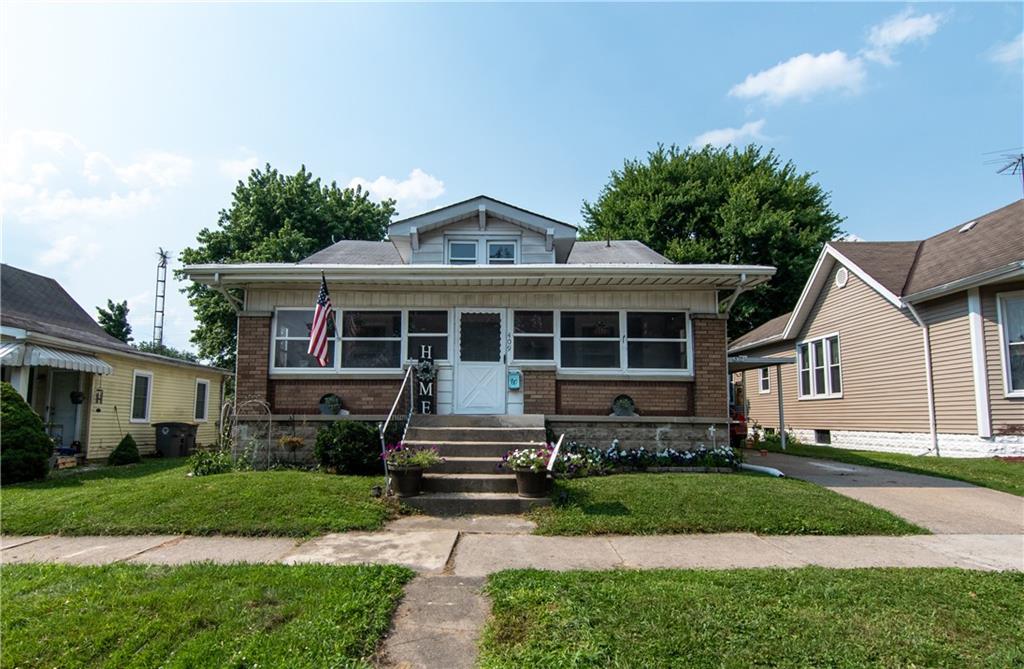 409 East 4th St Road Seymour, IN 47274 - Photo 2 of 18 Gallery Image 2