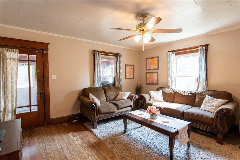 409 East 4th St Road Seymour, IN 47274 - Photo 3 of 18 Gallery Image 3
