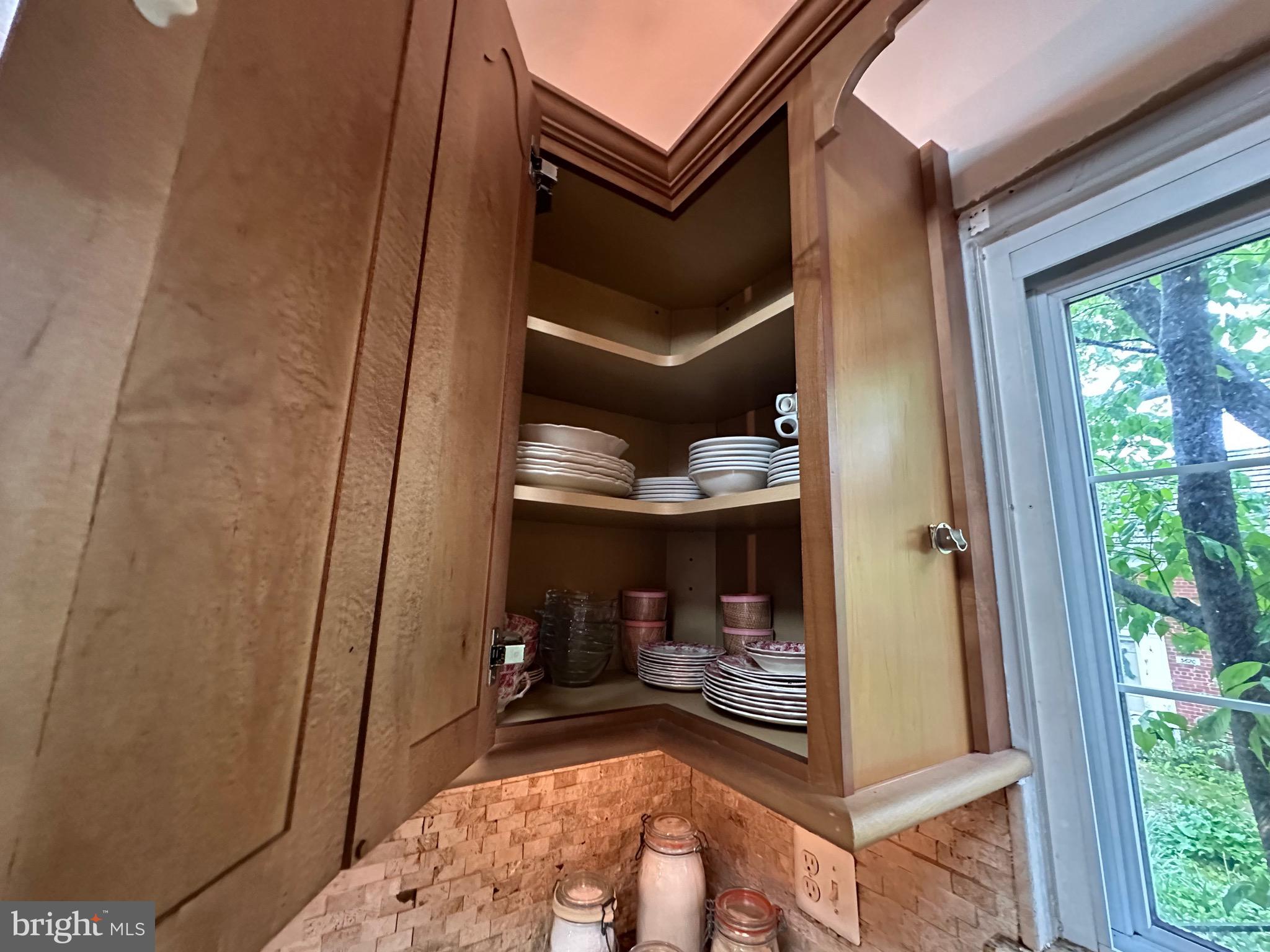 3638 Gunston Road Alexandria, VA 22302 - Photo 8 of 29