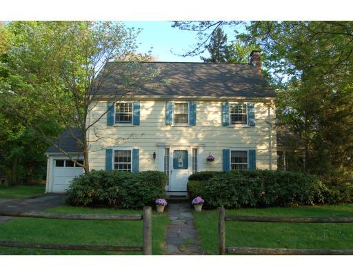 39 Cleveland Road Wellesley, MA 02481 - Photo 1 of 1