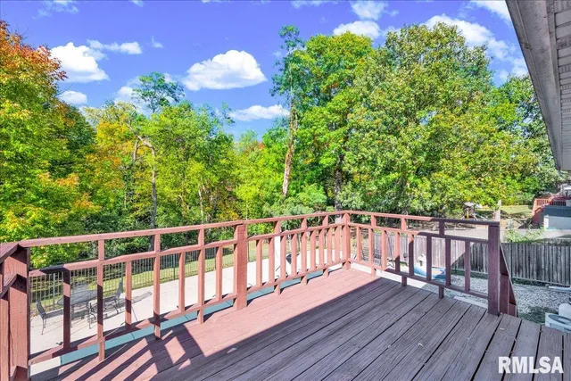 $165,000 | 1733 St Clair Drive, Pekin, IL 61554