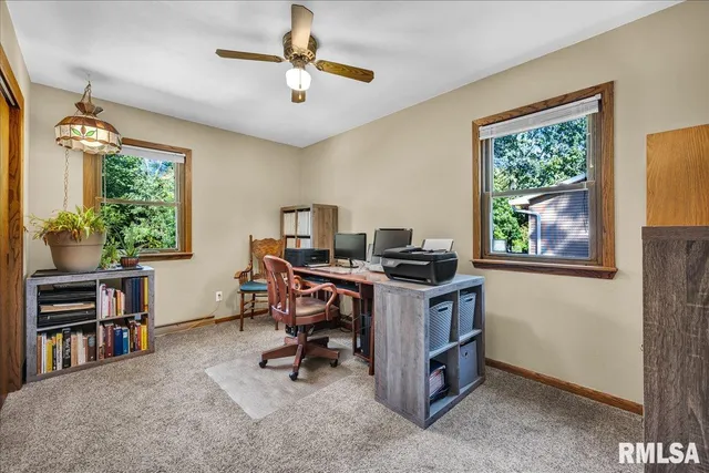 $165,000 | 1733 St Clair Drive, Pekin, IL 61554