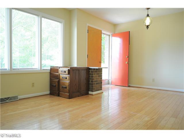1585 Curfman Road Greensboro, NC 27455 - Photo 3 of 16 Living Room.