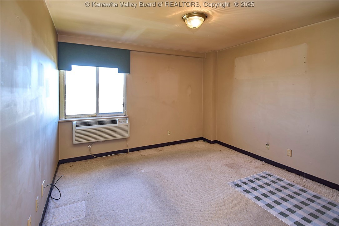 1800 Roundhill Road, Unit 1703 Charleston, WV 25314 - Photo 31 of 37 Gallery Image 31