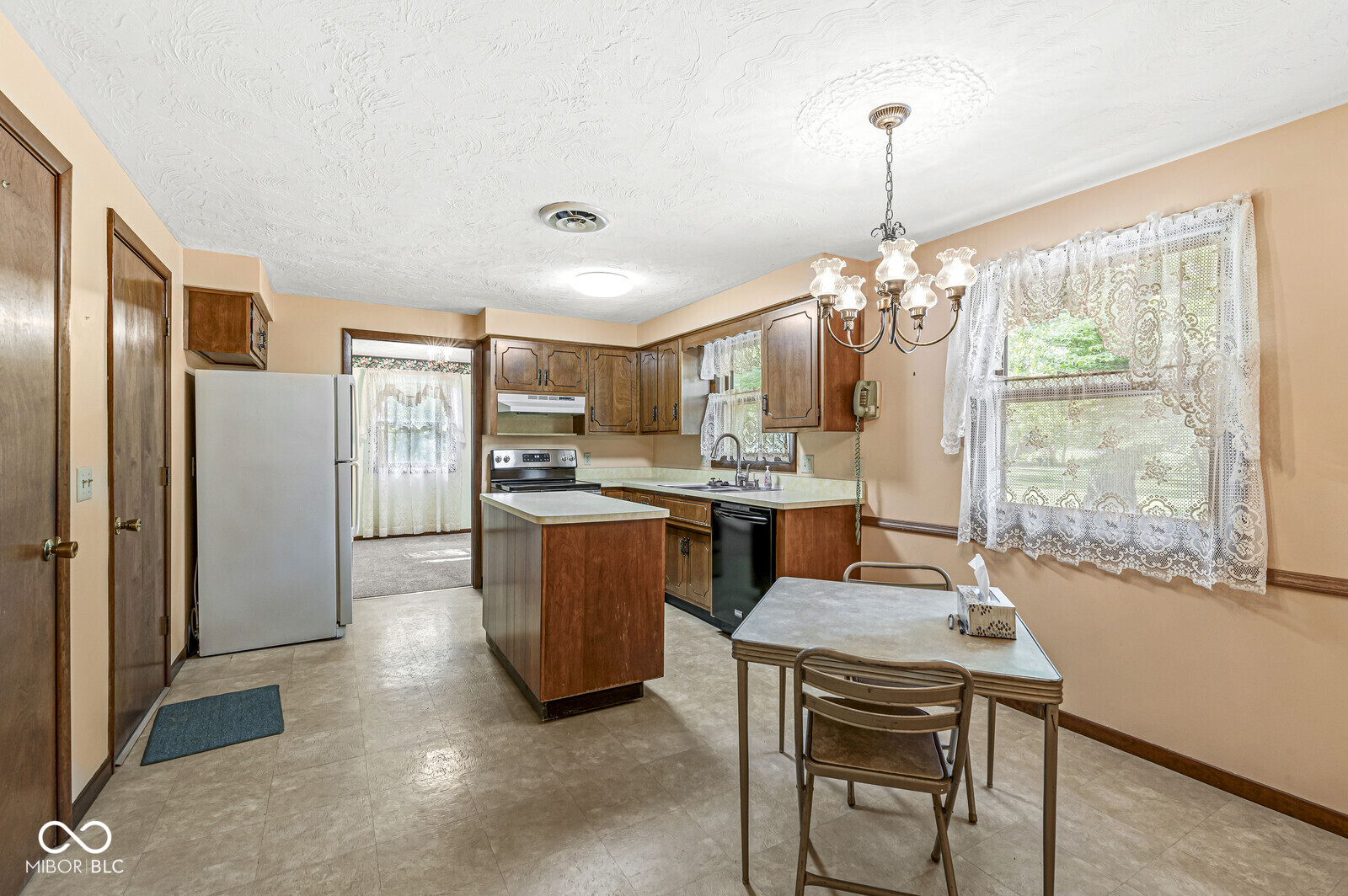 416 Highway 36 Pendleton, IN 46064 - Photo 13 of 37 Gallery Image 13