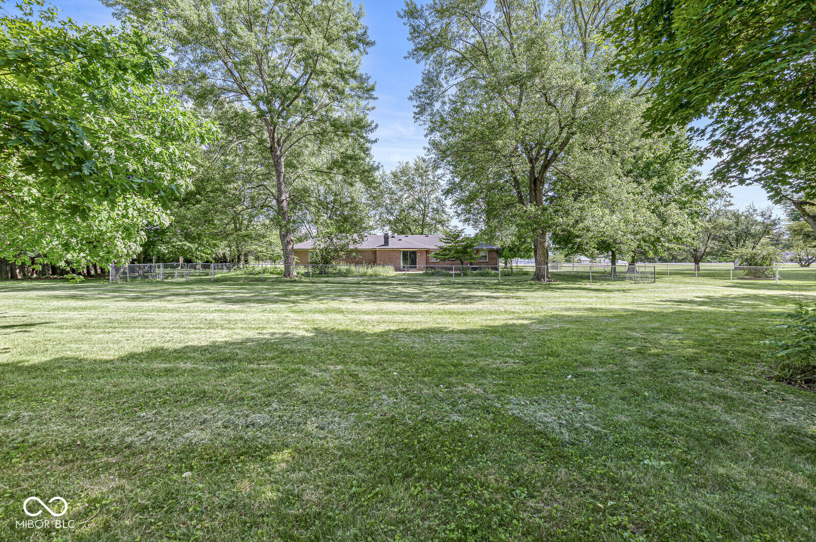 416 Highway 36 Pendleton, IN 46064 - Photo 4 of 37 Gallery Image 4