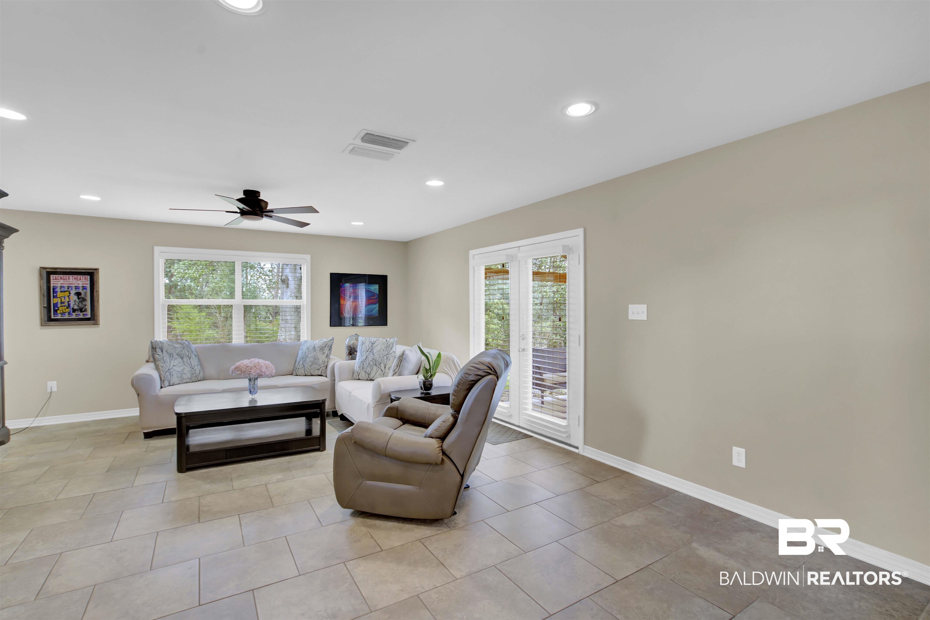 21 Lee Circle Daphne, AL 36527 - Photo 33 of 47