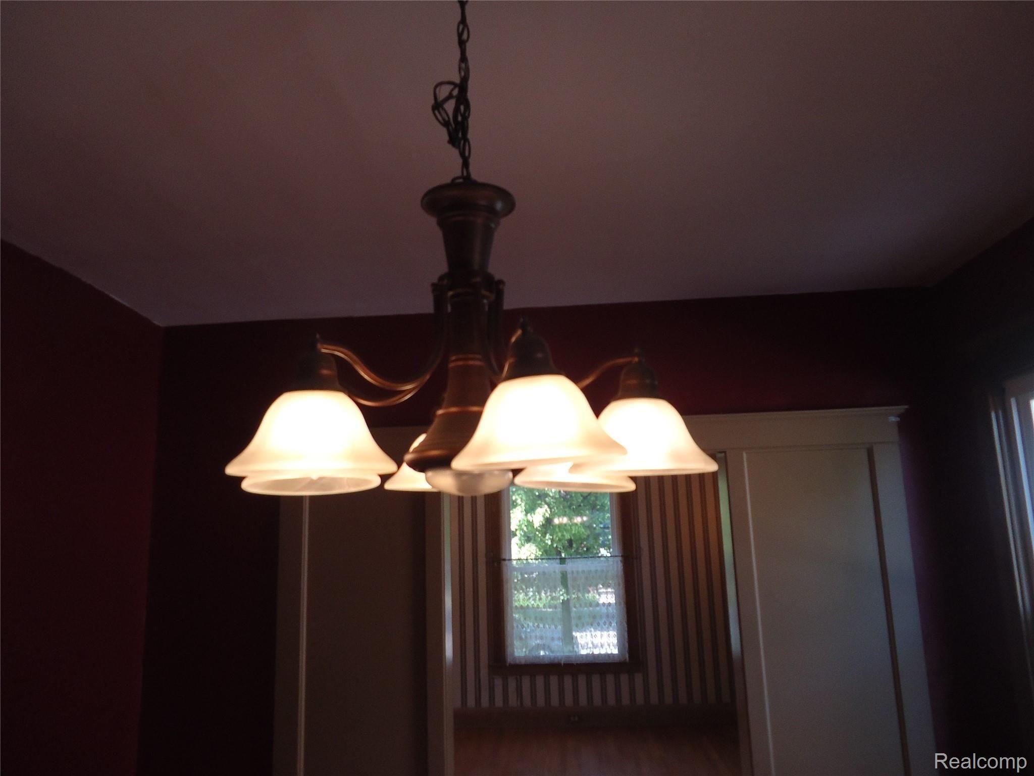 1910 6th Street Bay City, MI 48708 - Photo 25 of 66 DSC07590.JPG