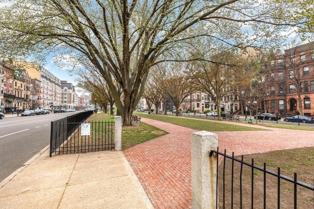 464 Commonwealth Avenue, Unit 27 Boston, MA 02215 - Photo 15 of 19