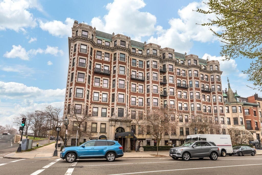 464 Commonwealth Avenue, Unit 27 Boston, MA 02215 - Photo 16 of 19