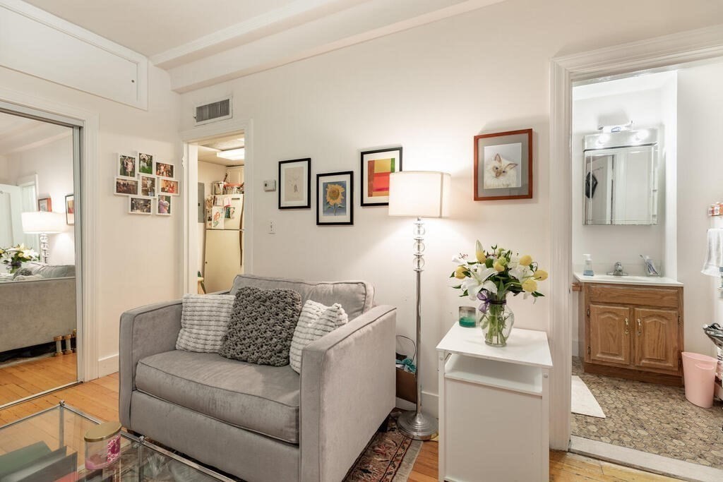 464 Commonwealth Avenue, Unit 27 Boston, MA 02215 - Photo 6 of 19