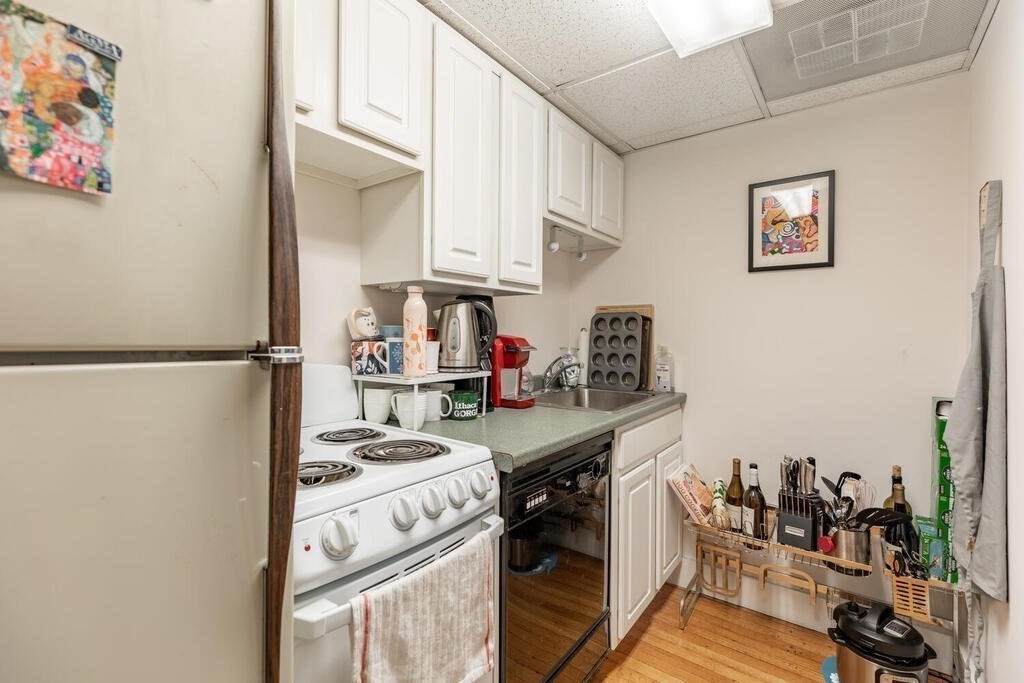 464 Commonwealth Avenue, Unit 27 Boston, MA 02215 - Photo 9 of 19