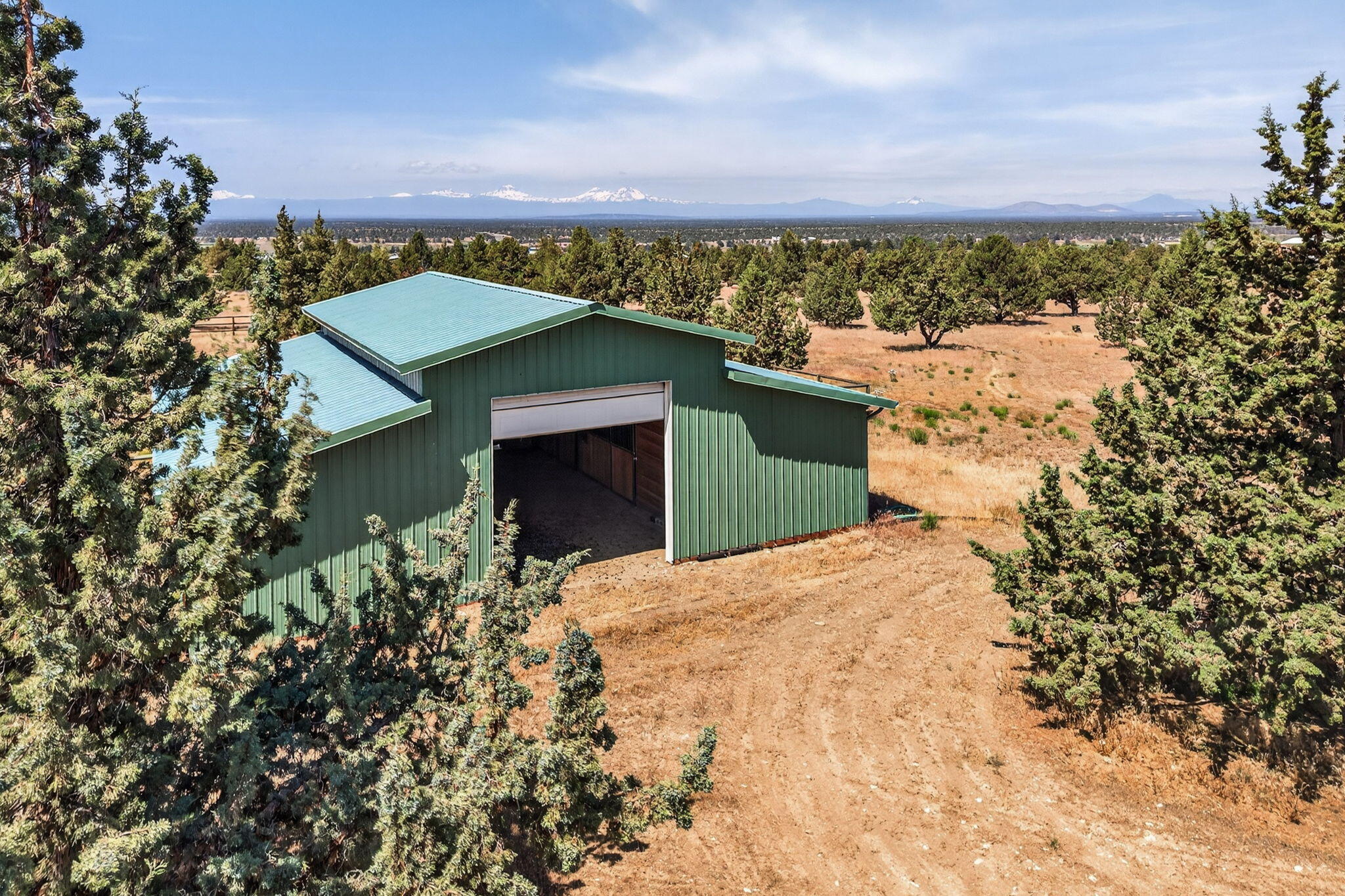 13507 Shumway Road Powell Butte, OR 97753 - Photo 60 of 70 2025_06_25_13507_shumway_road_pb-64